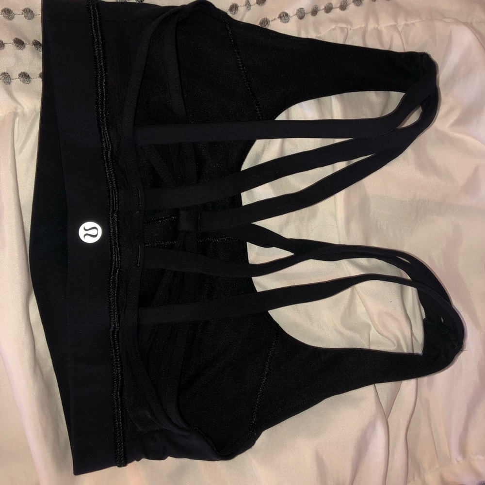 Lululemon Black Energy Exhale Bra!